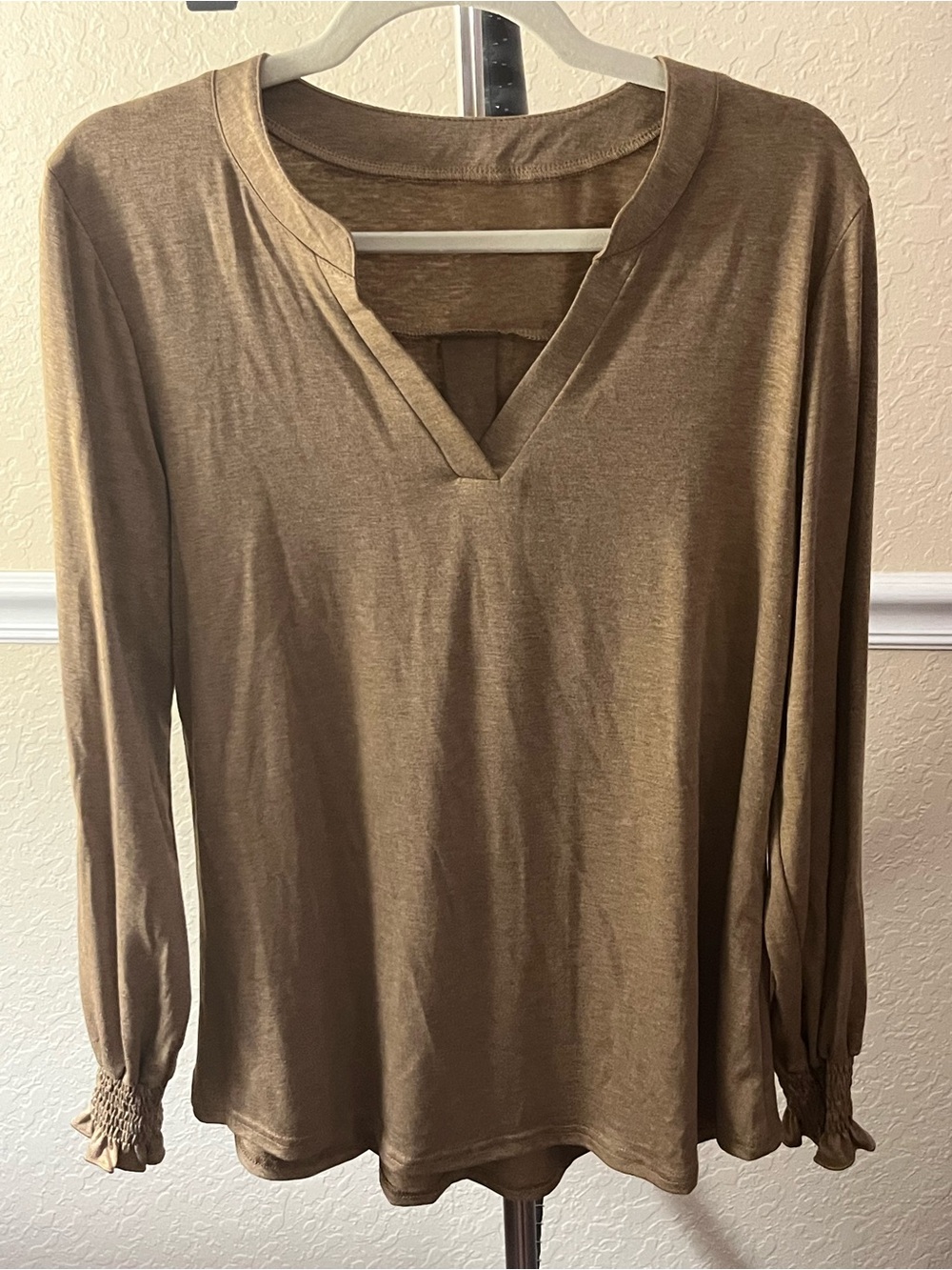 Women's V-Neck Gold Long Sleeve Top